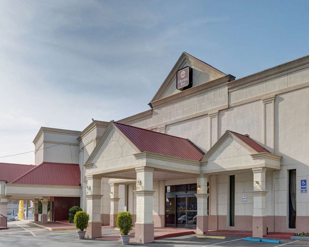 Clarion Inn & Fundome College Park Exterior photo